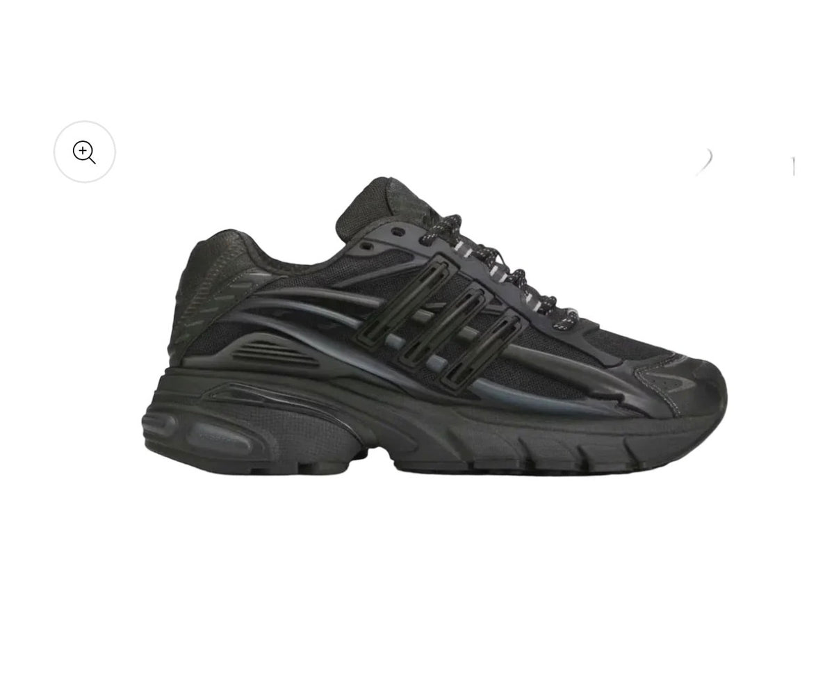 Adistar Jellyfish Pharell Williams Triple Black