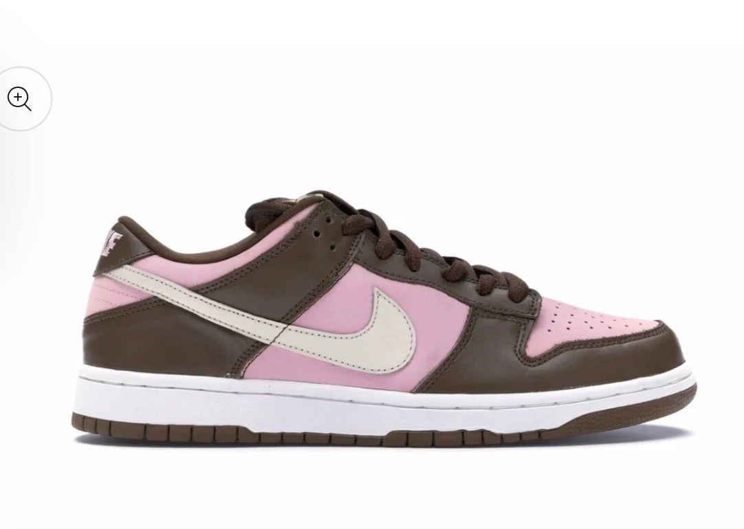 Nike SB Dunk Low Stussy Cherry