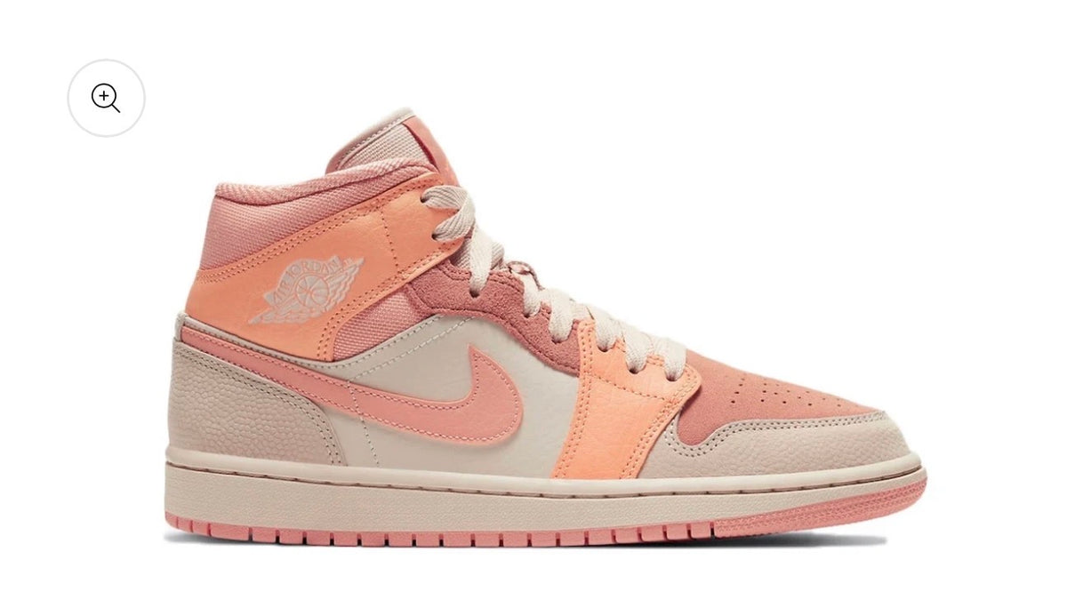 Jordan 1 Retro Mid “Apricot Orange”