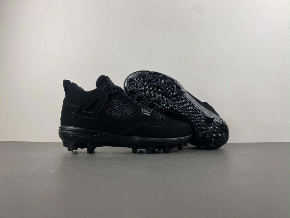 Retro 4 Black Cat Cleats